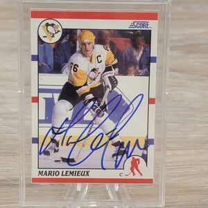 1990 Score Mario Lemieux Autographed Hockey Card Pittsburgh Penguins NHL PA